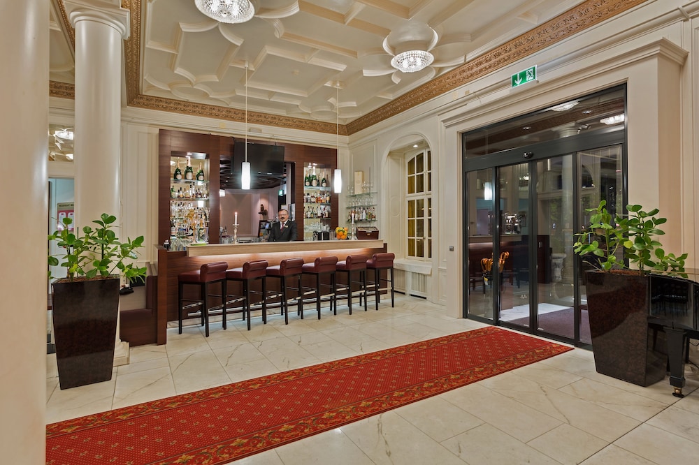 Lobby at Hotel City Inn, BASEL