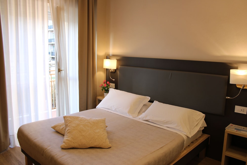 Hotel Victoria Cuneo 20/50