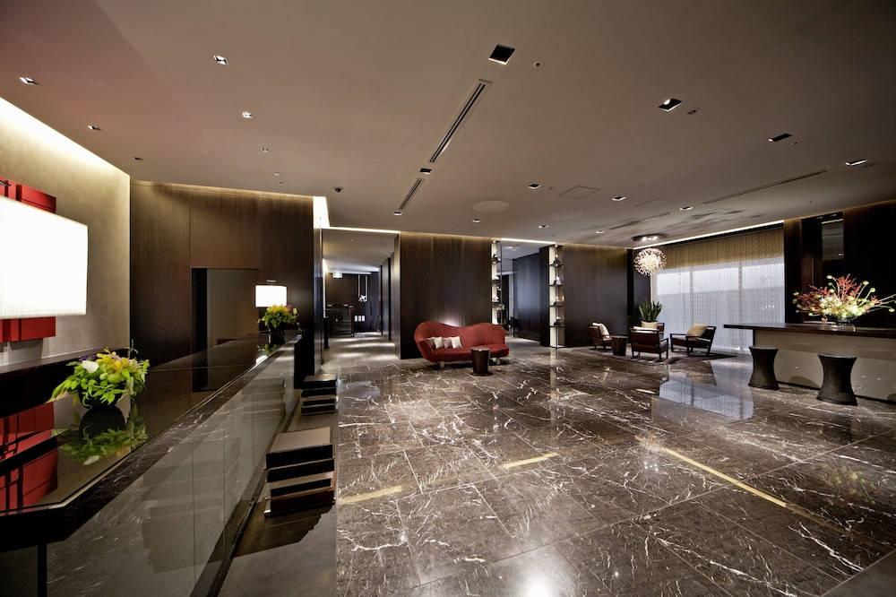 Lobby at The Royal Park Hotel Kyoto Sanjo, KYOTO