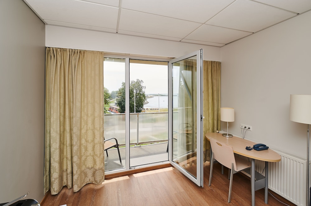 Ruutli Spa Hotel 49/70