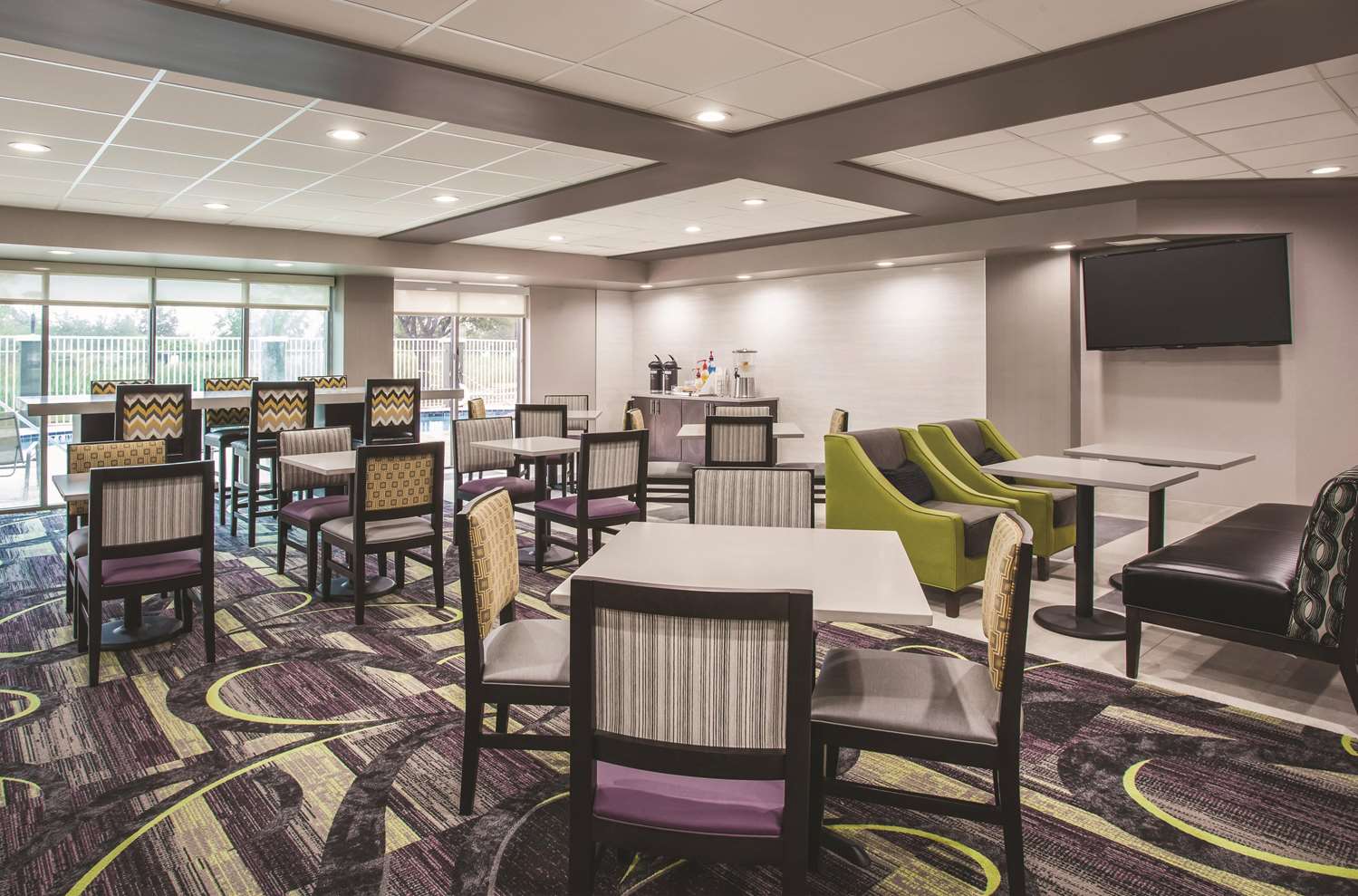 Comfort Inn & Suites Clearwater South 8/14