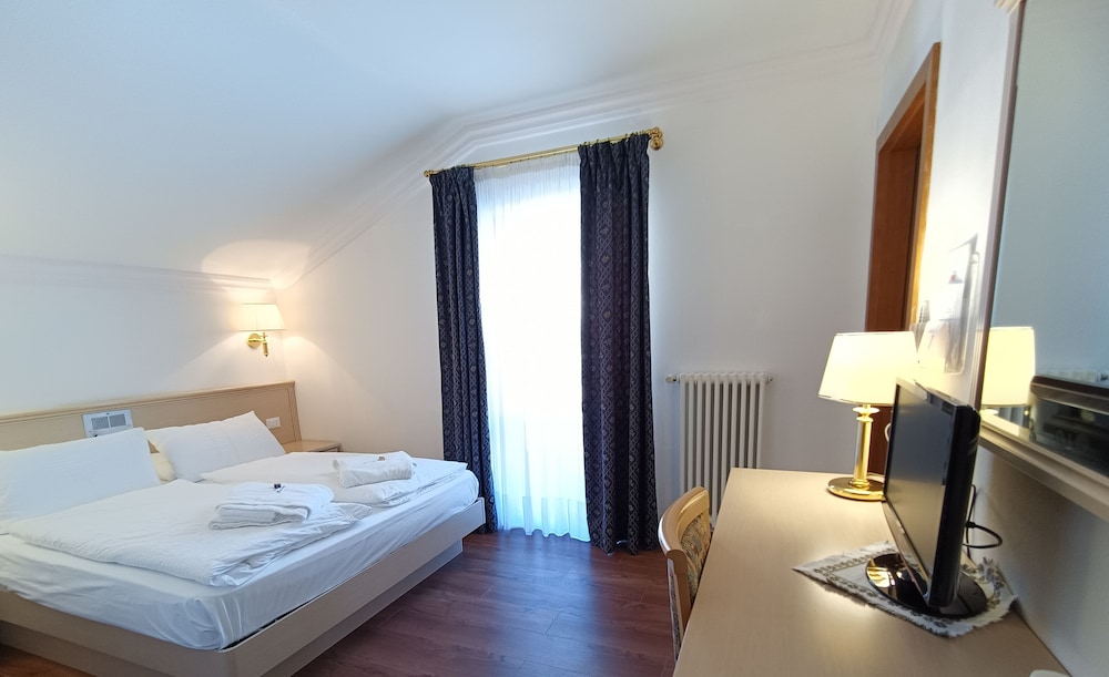 Park Hotel Arnica 19/50