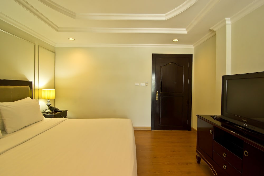 Lk Mantra Pura Resort 20/65