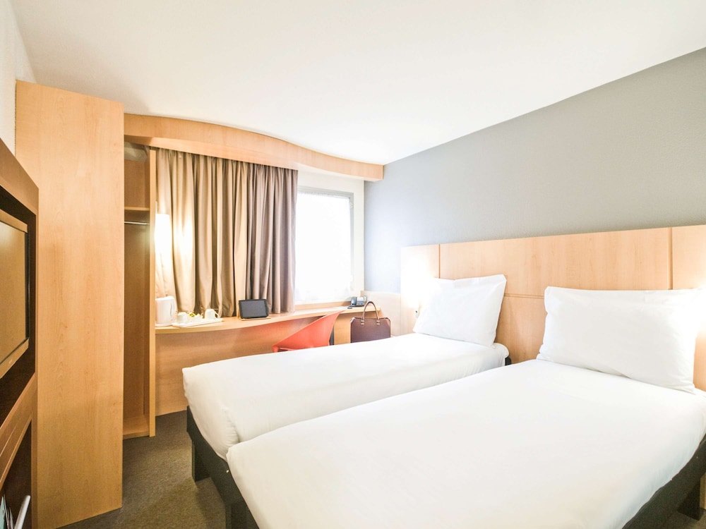 Ibis London Heathrow Airport 21/61