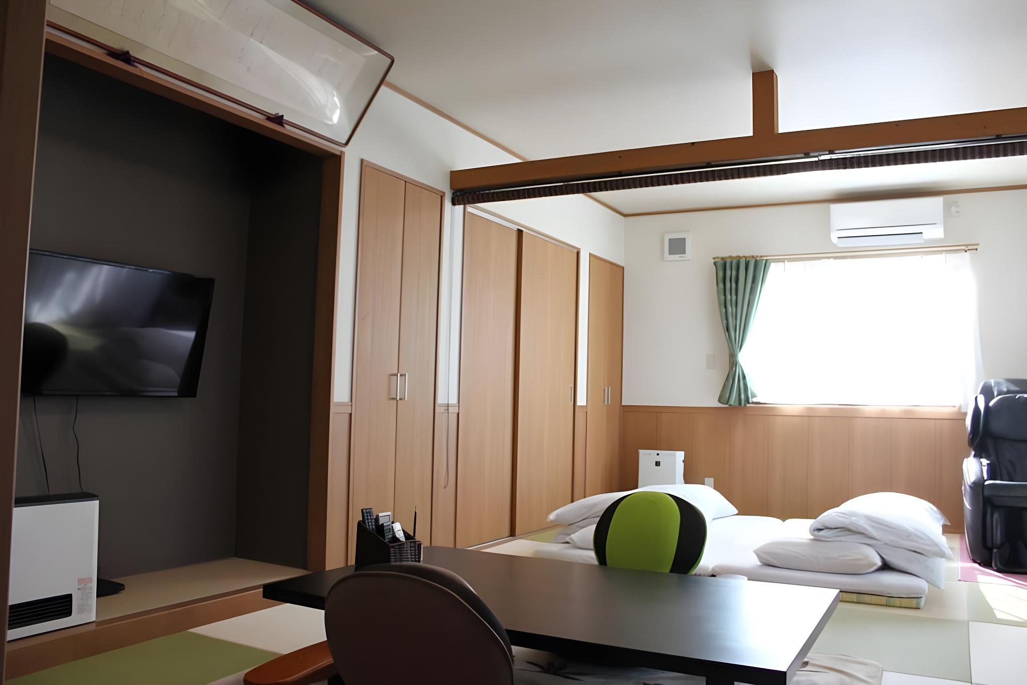 STUDIO, MOUNTAIN VIEW, 2 BATHROOMS