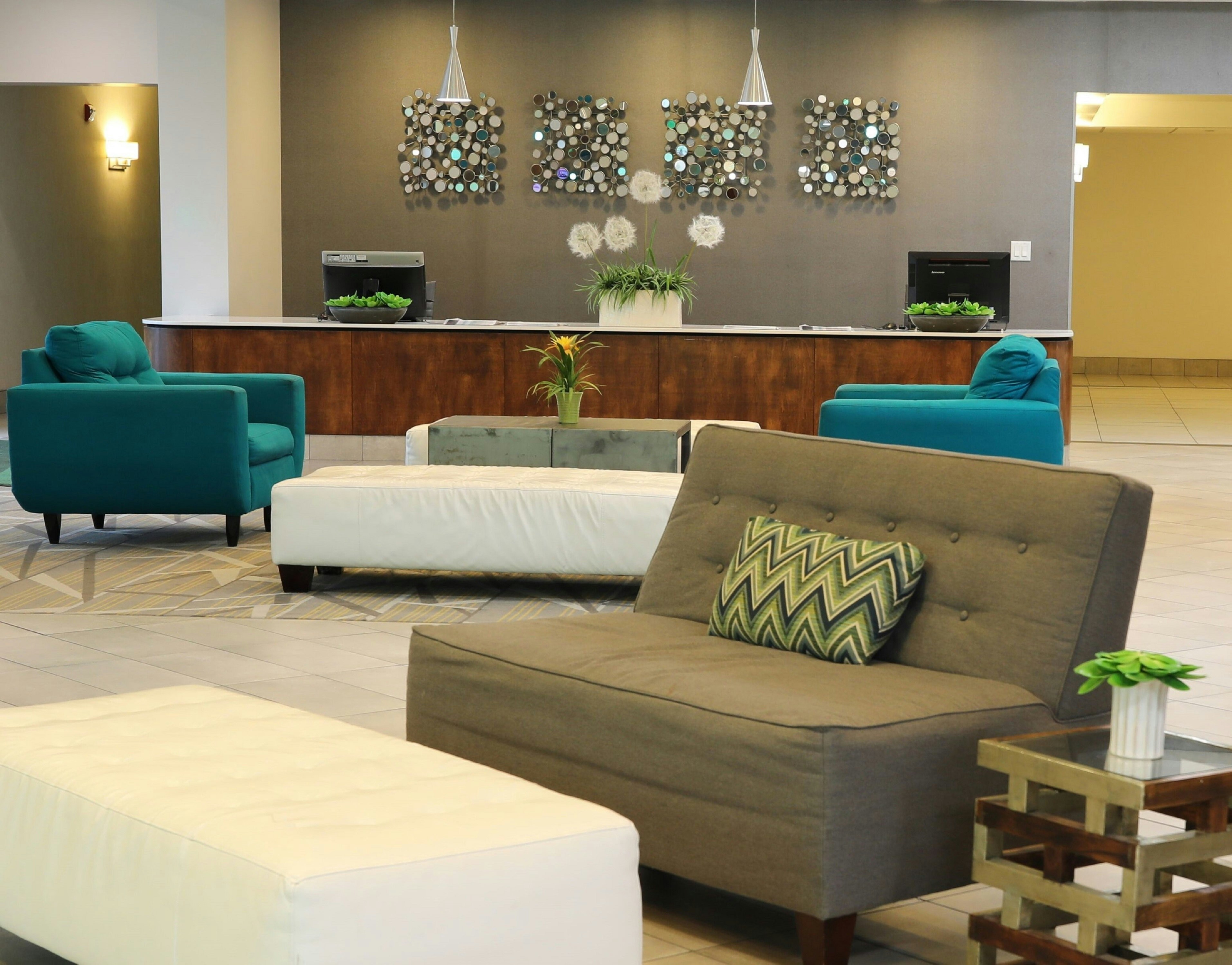 Doubletree By Hilton Omaha Southwest 25/54