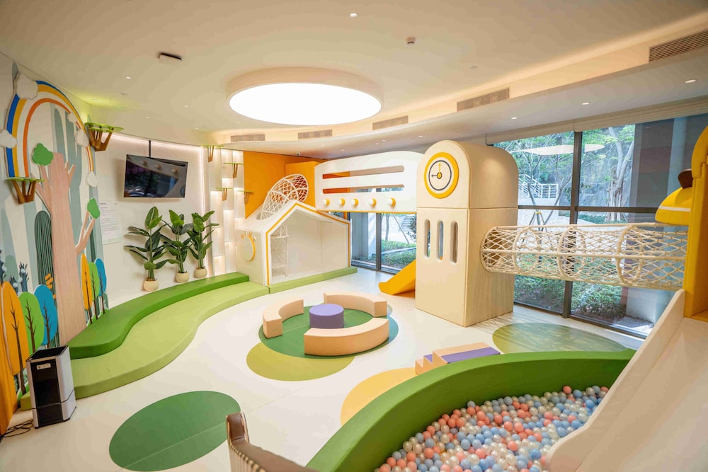 CM Plus Service Apartment Shenzhen Taige 41/48
