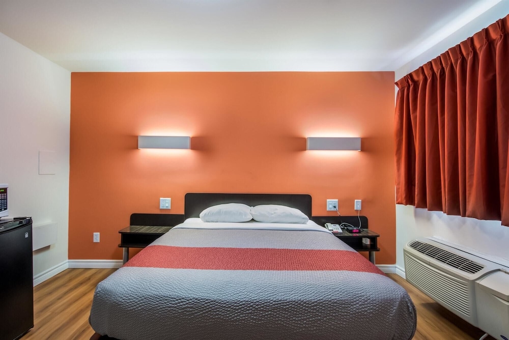 Motel6 Sudbury, ON 29/46