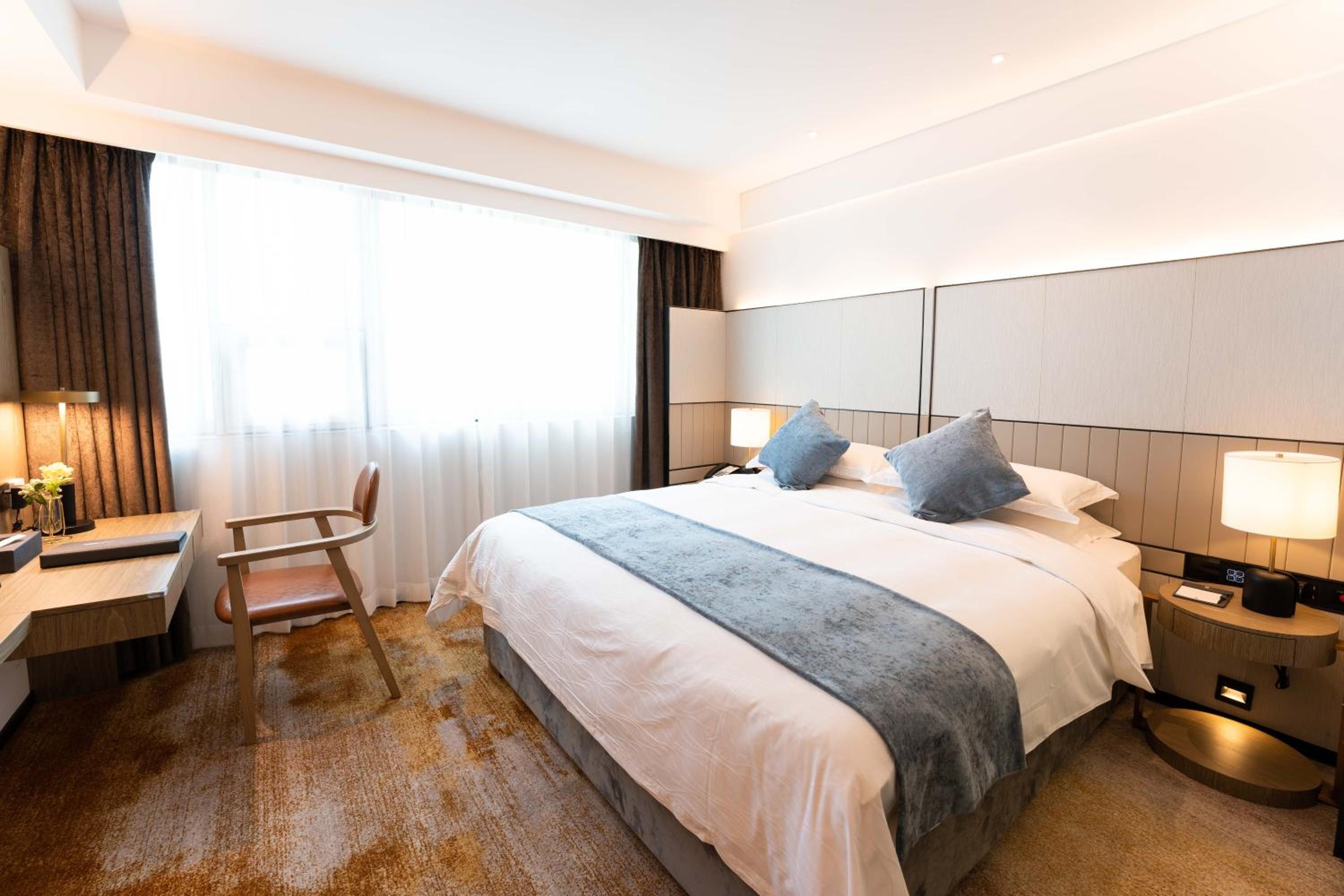 Elegant, Double Bed