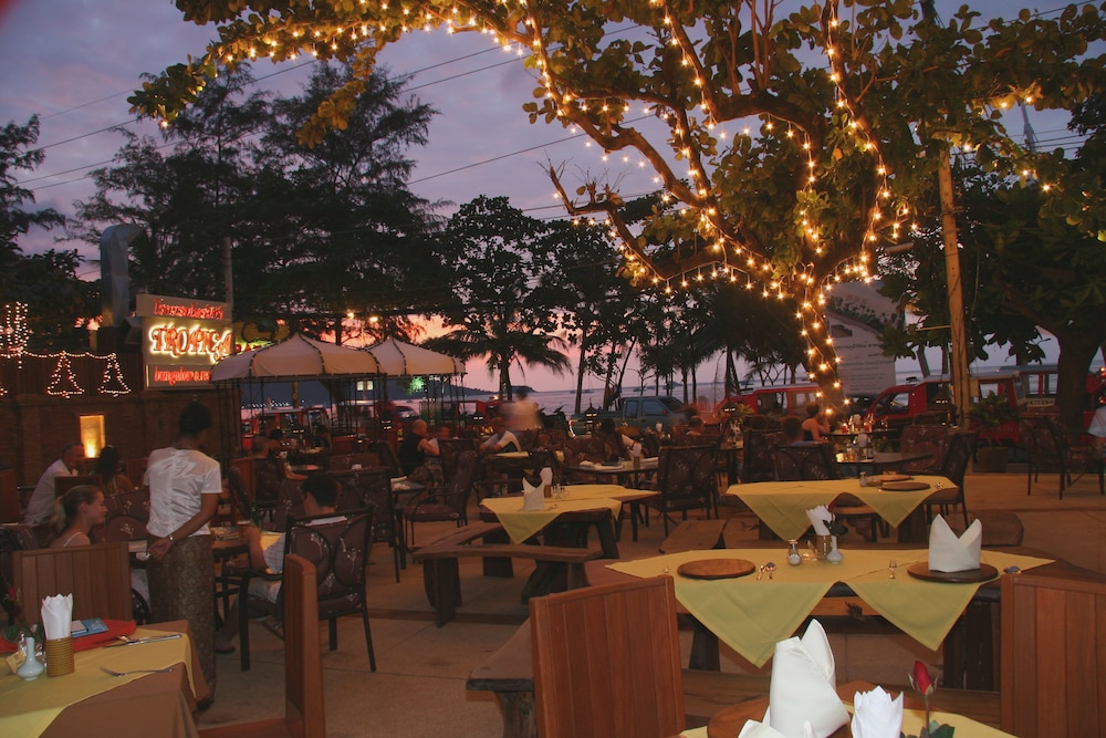 Tropica Bungalow Hotel 57/69
