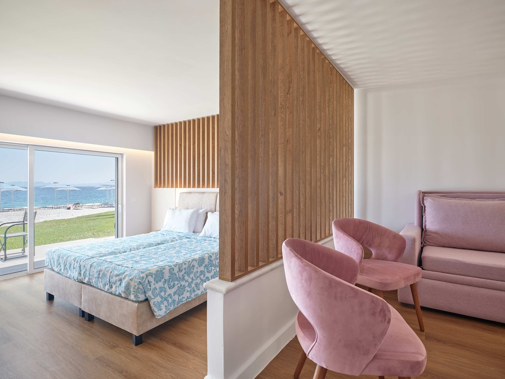 Kinetta Beach Resort Spa 37/56