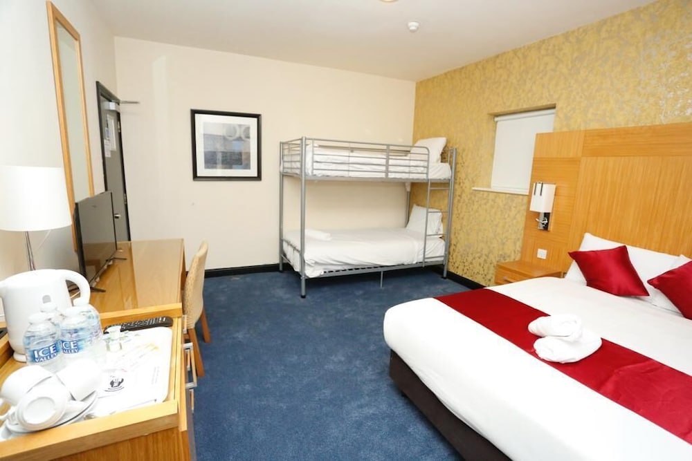Acorn Lodge Gatwick Hotel 9/23