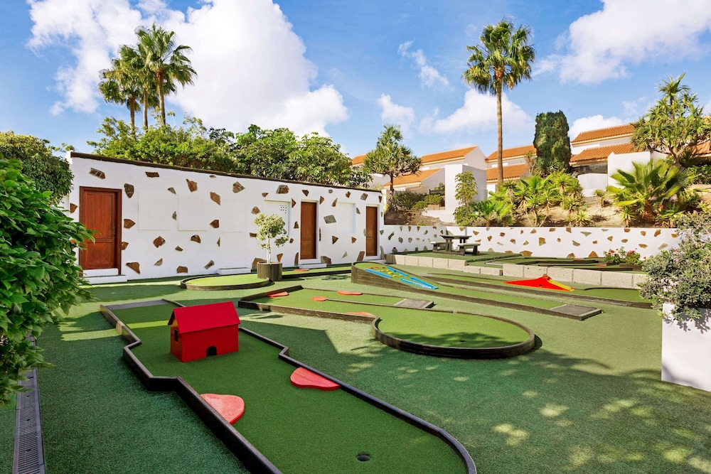 Wyndham Residences Golf del Sur 72/82