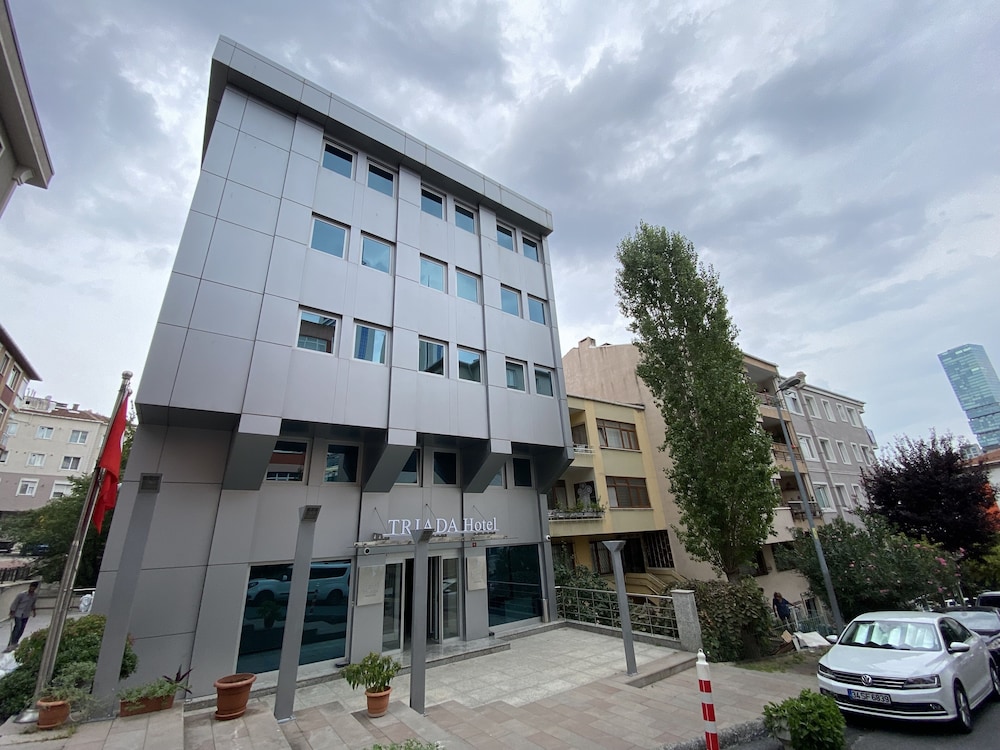 Triada Gayrettepe 1/28