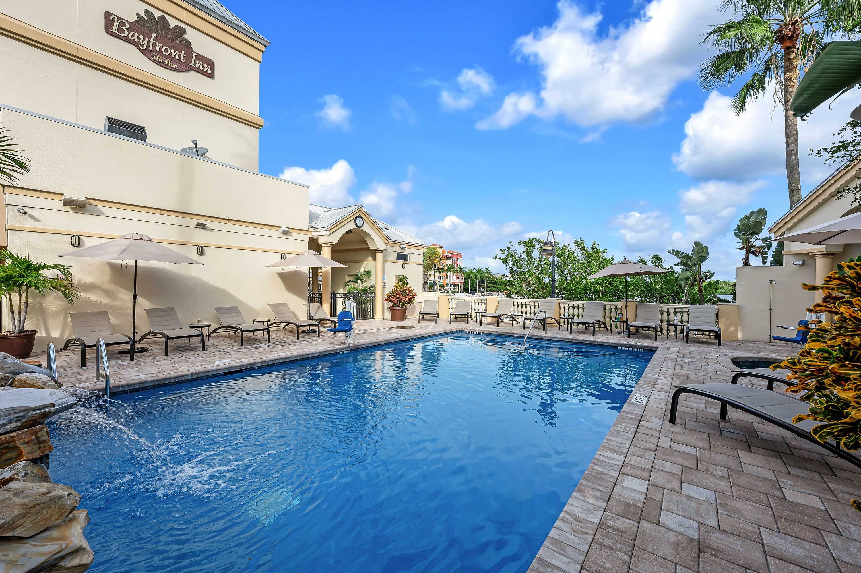Bayfront Inn 5th Avenue 3/50