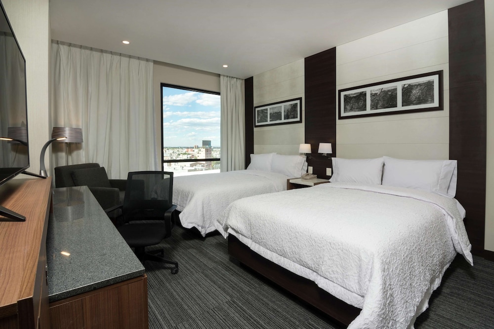 Hampton Inn And Suites San Luis Potosi Slp 20/53