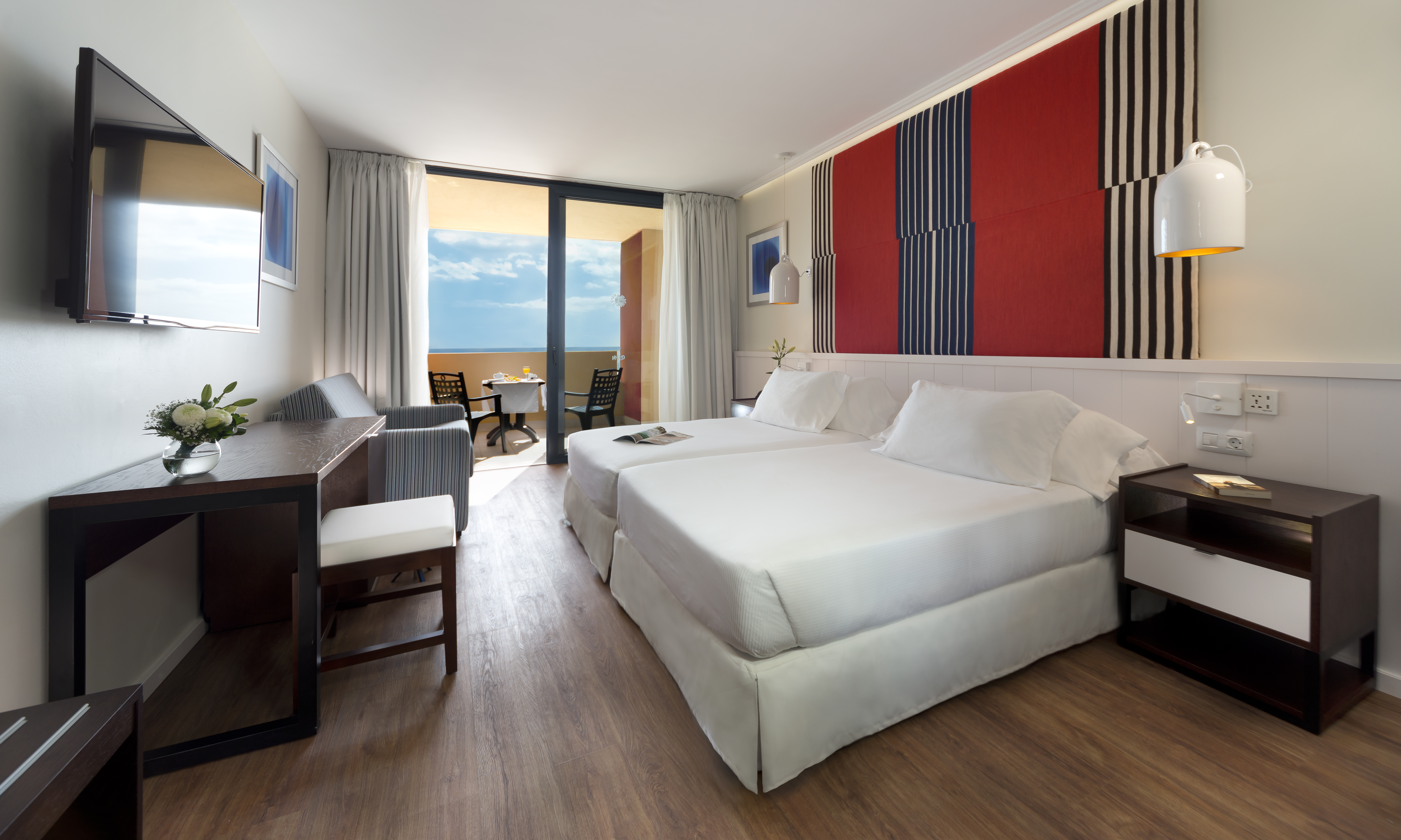 Room, Single, Double Bed, Lateral Side Sea View