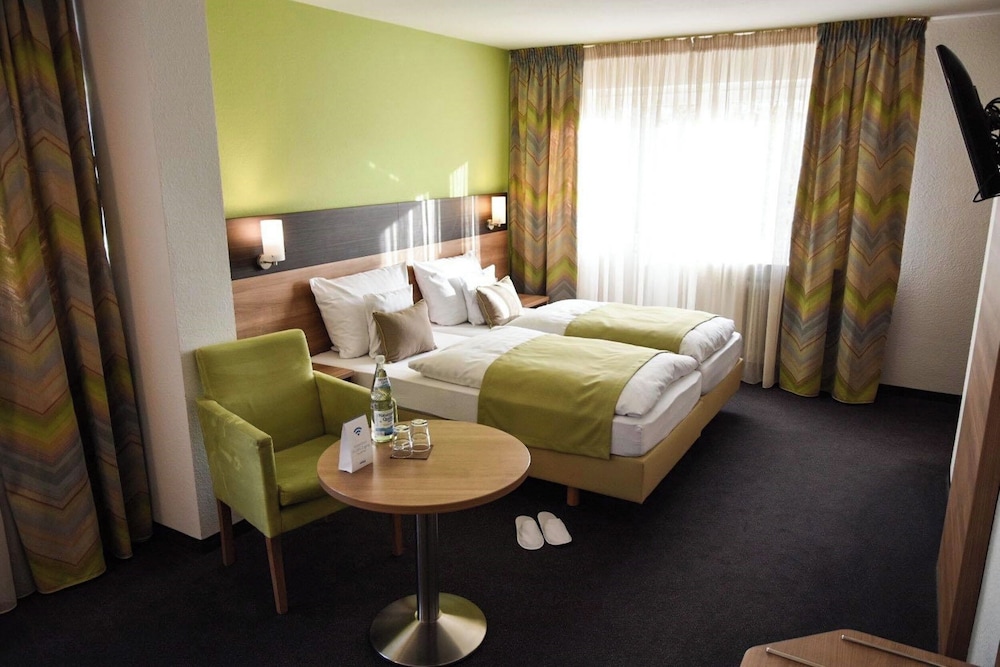 Martins Klause Airport Messe Hotel 9/36