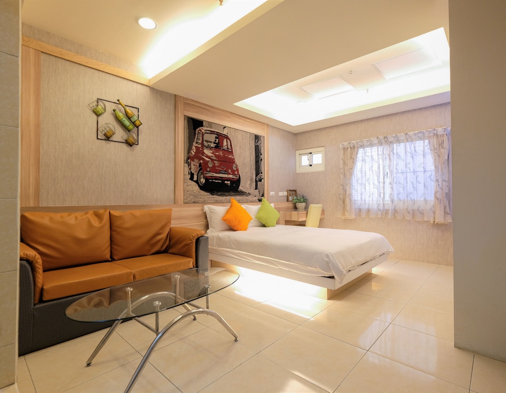 Lj Hotel 32/65