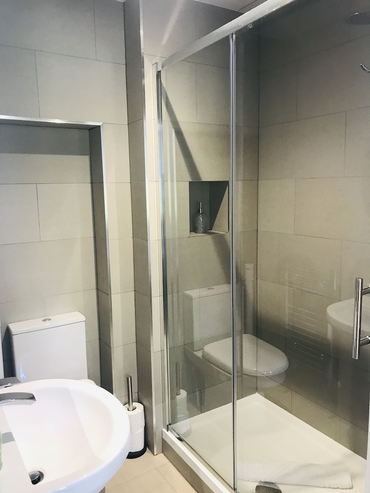 Arrandale Guest House 41/43