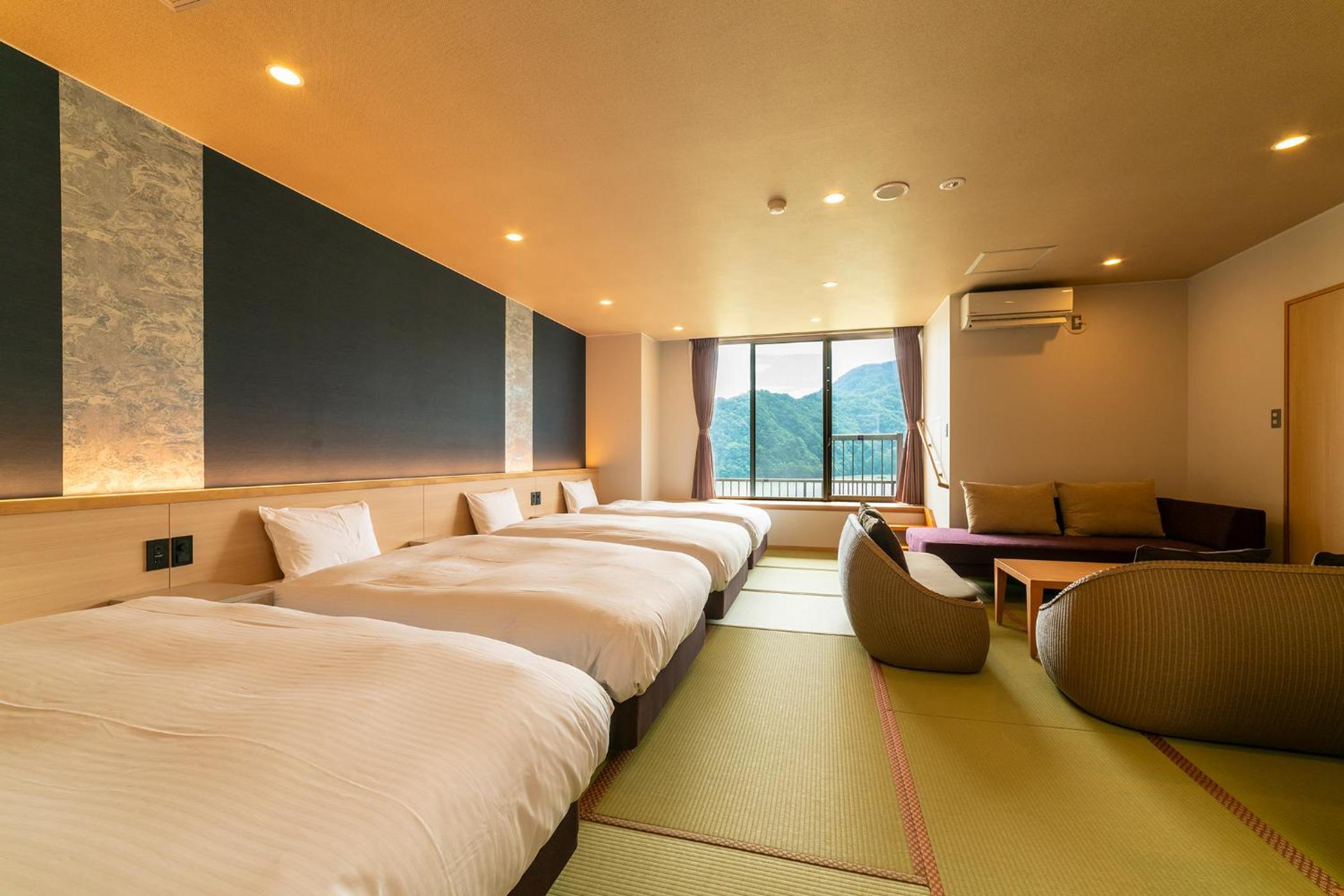 Interior, Japanese, Suite, 4 Beds, Indoor Bath