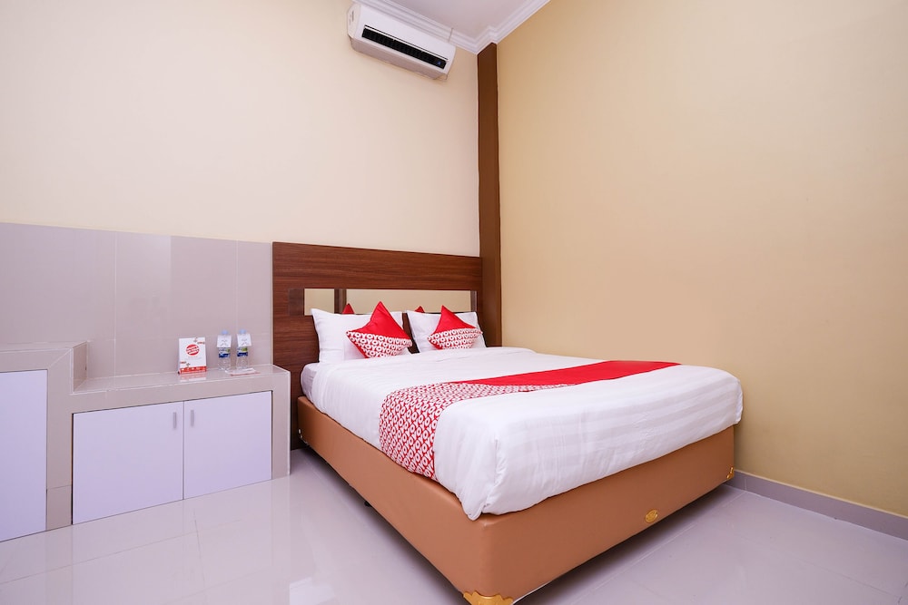 OYO 1506 Shabrina 2 Syariah 9/32