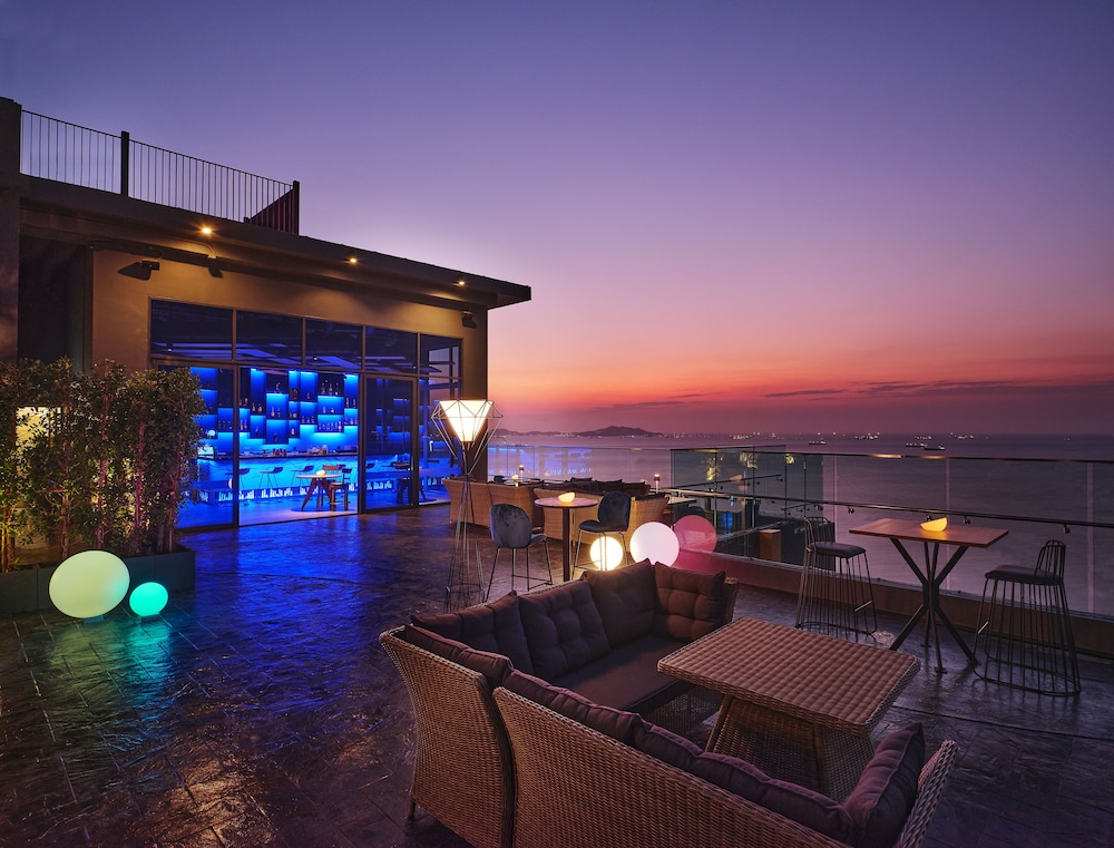 Novotel Marina Sriracha 62/67
