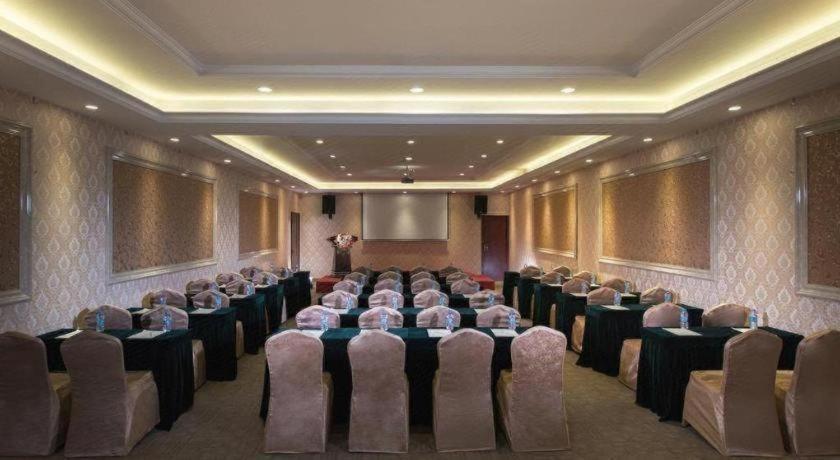 Viennainternational Hotel Shenzhen Longgang Lilan 41/44