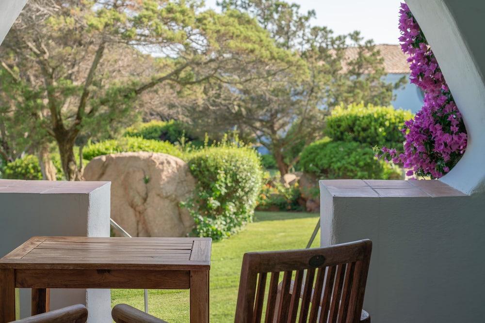 Hotel Romazzino, a Luxury Collection Hotel, Costa Smeralda 41/50