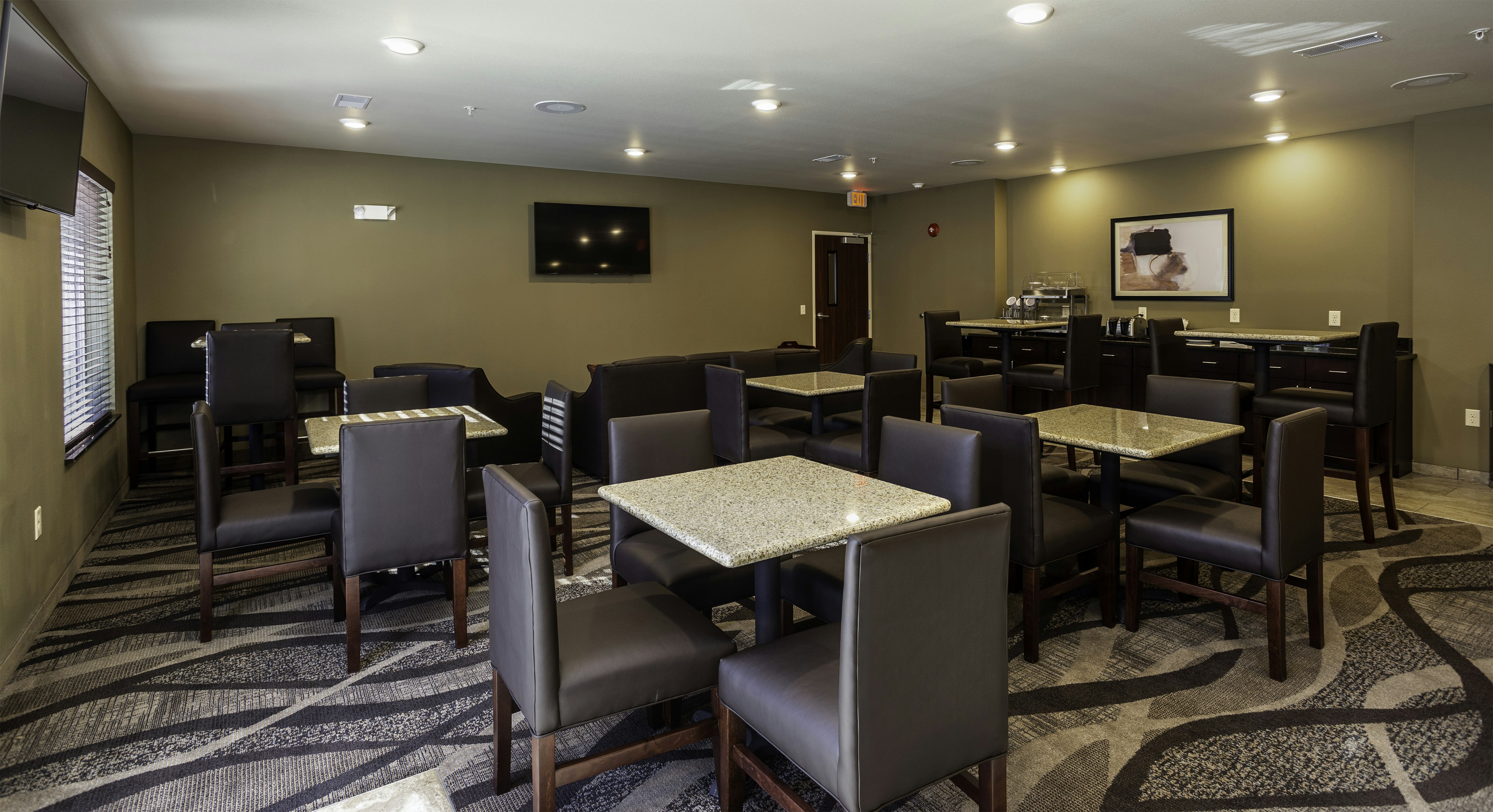 Cobblestone Inn & Suites - Brookville 35/48