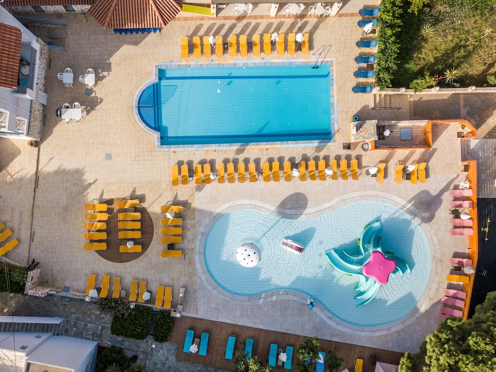 Katrin Hotel and Bungalows 42/50