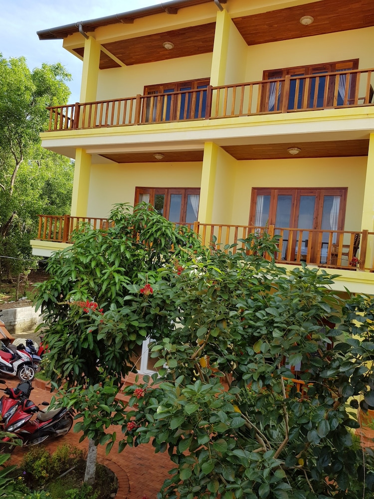 Free Beach Resort photo5