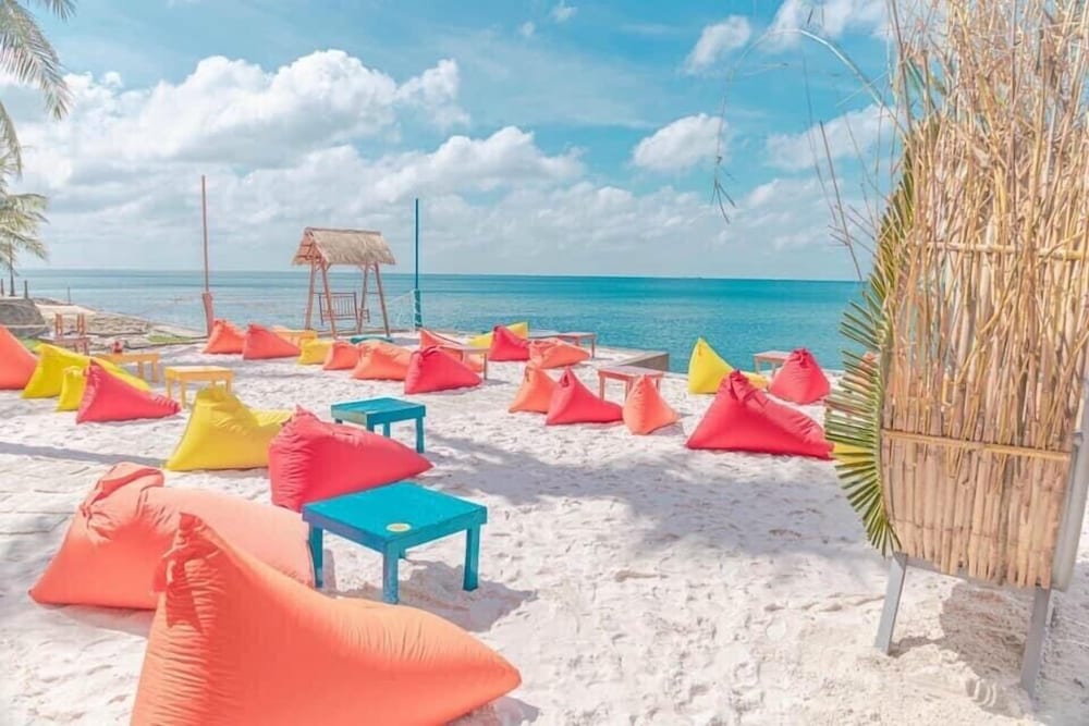 Victoria Phu Quoc Hotel 51/53