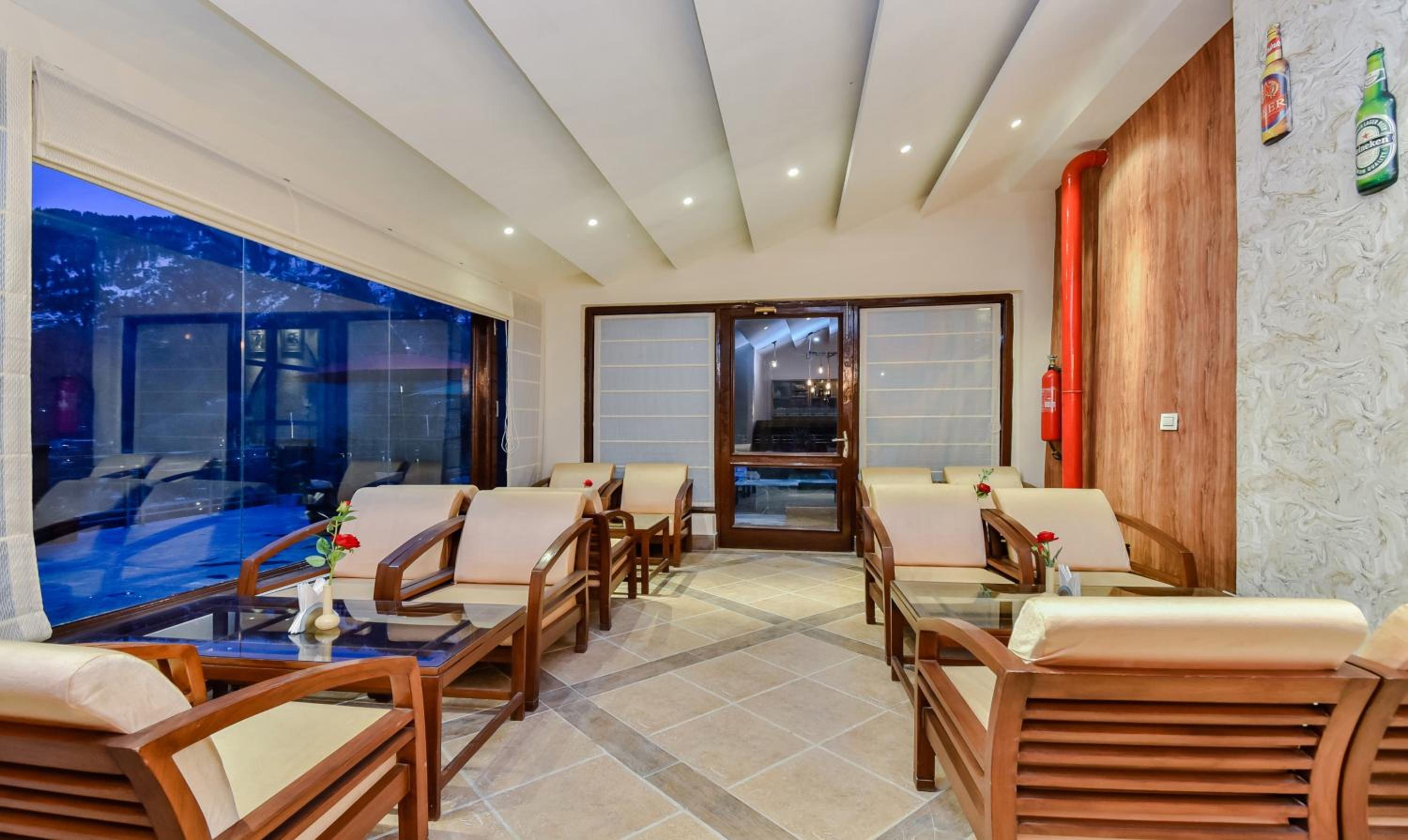 SNOWCREST MANOR 30/41