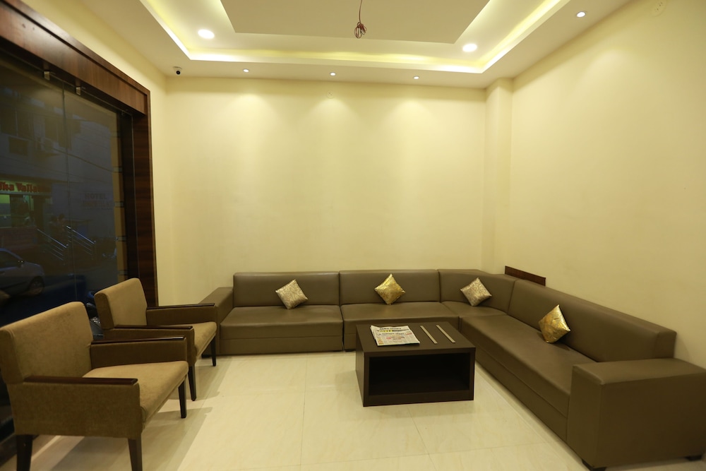 Anchal Villa 36/39