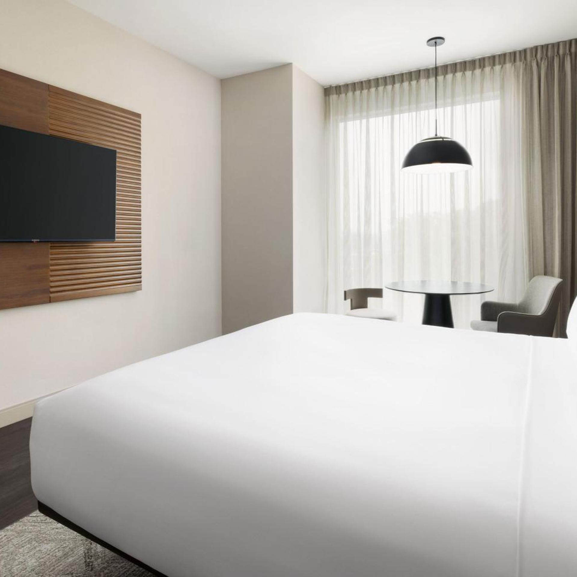 AC Hotel by Marriott Newtown Square 10/43