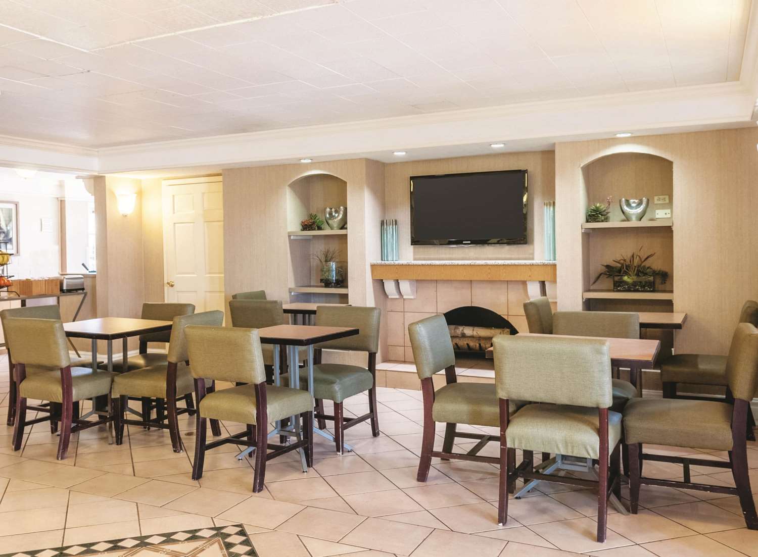 La Quinta Inn by Wyndham New Orleans West Bank / Gretna 10/14