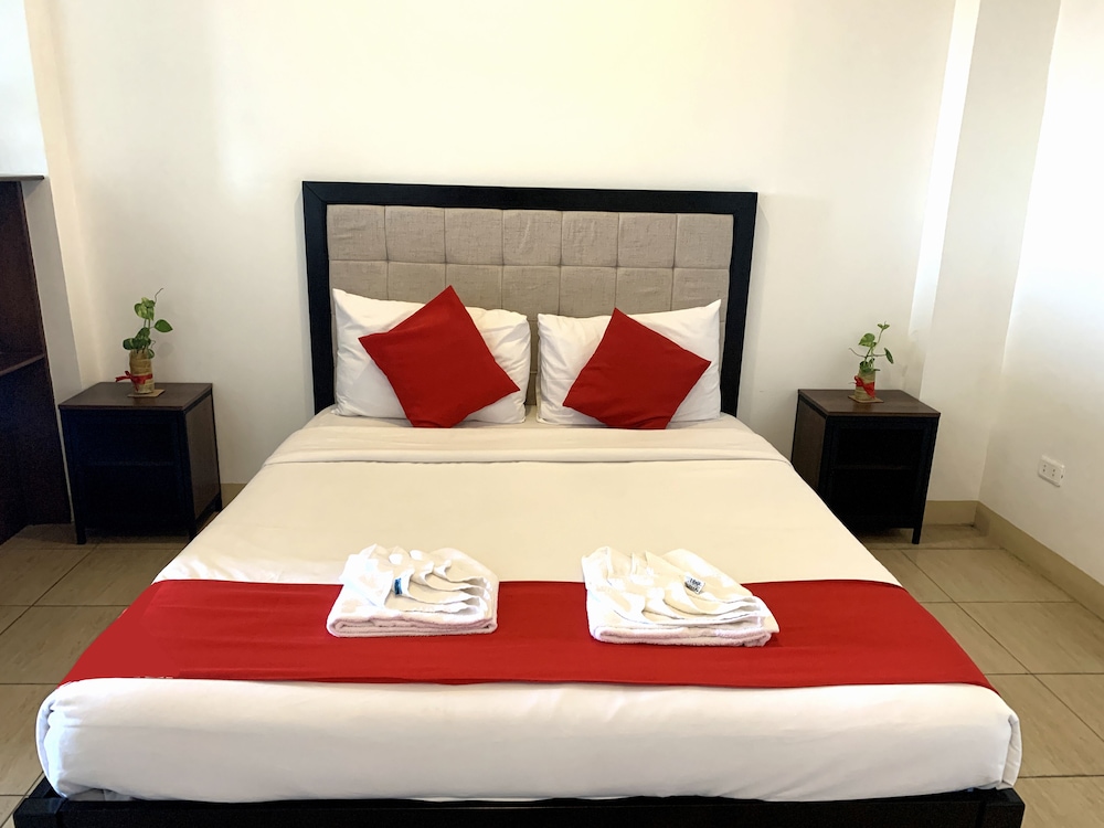 OYO 150 Davao Airport View Hotel 17/43