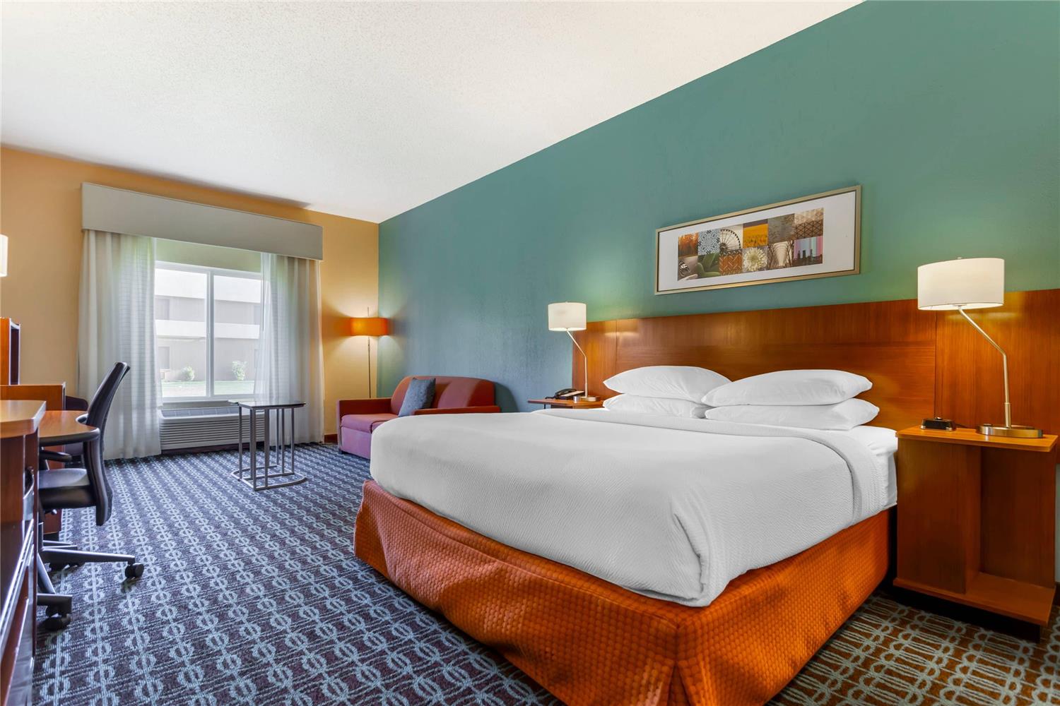 Comfort Inn & Suites Green Bay Stadium Area 6/18