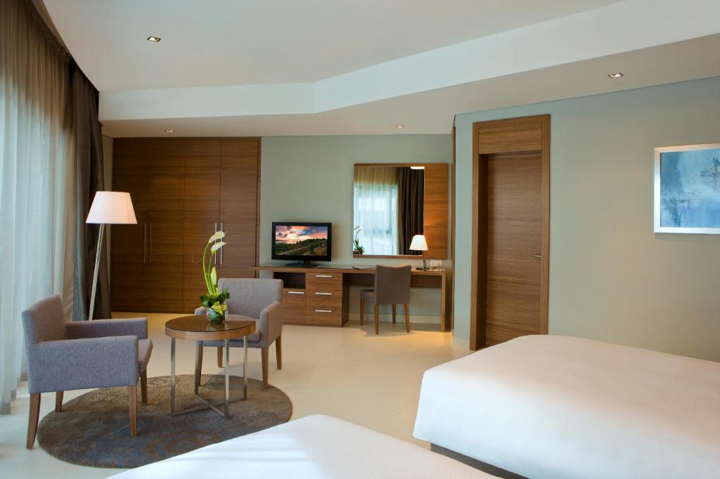 3 Bedrooms, Duplex, Apartment, Twin Beds, 2 King Beds, Pool View, Balcony