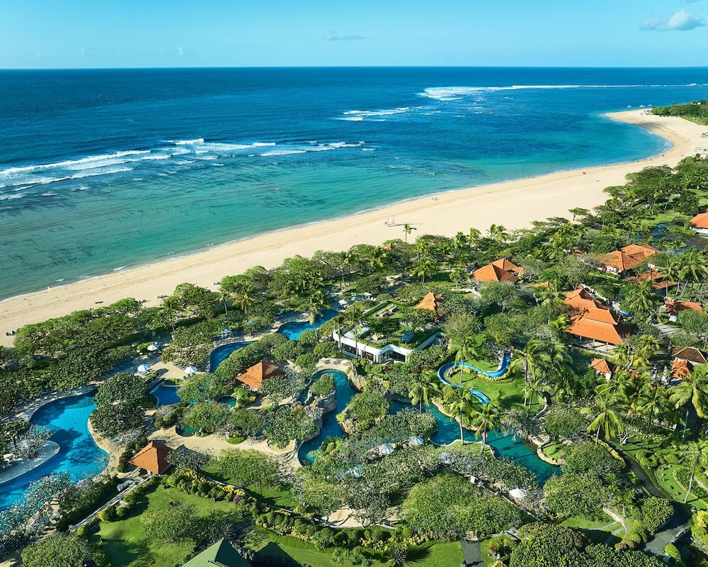 Grand Hyatt Bali 75/77