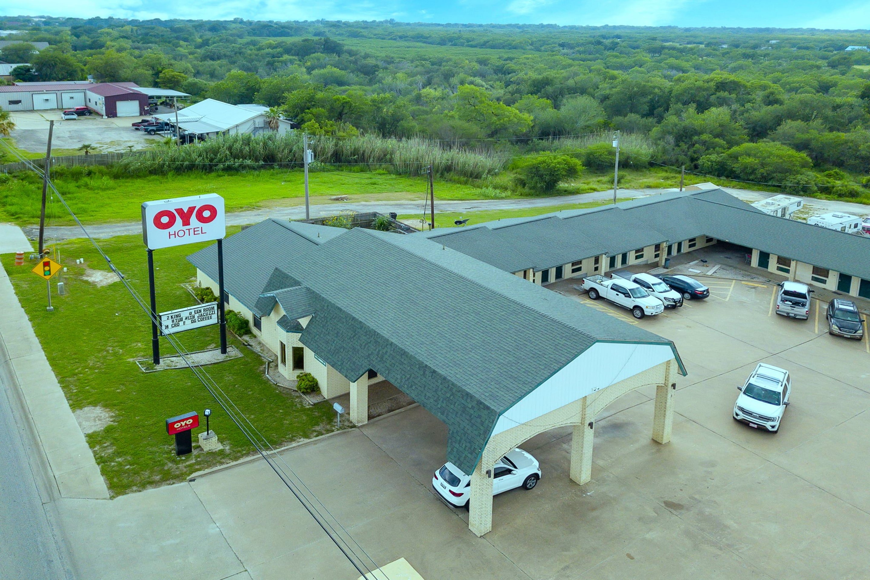 Three Rivers Executive Inn & Suites By OYO 31/37