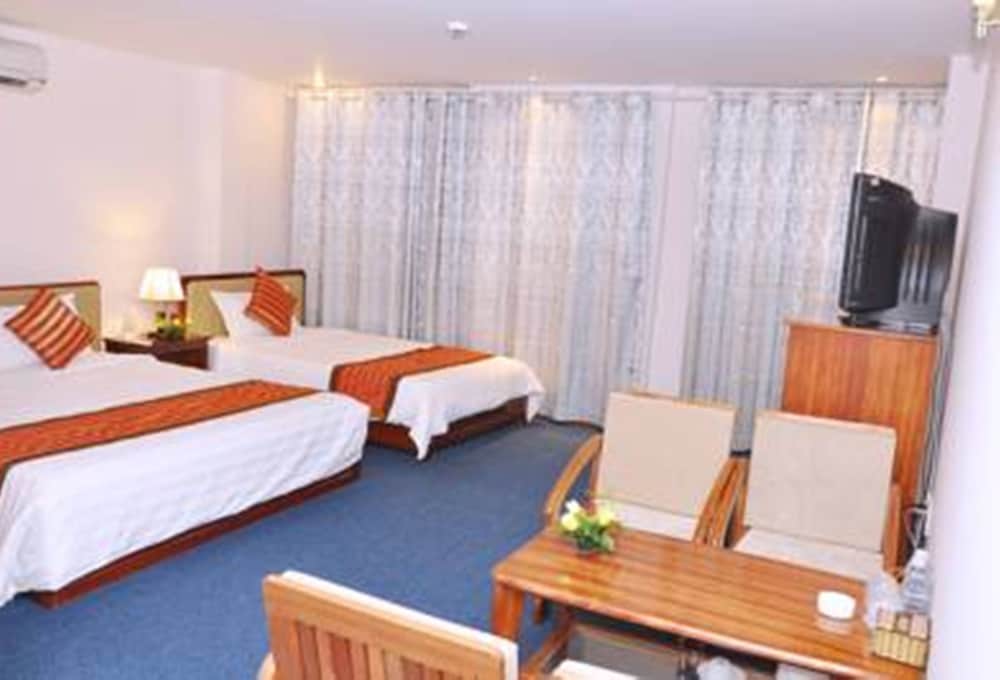A25 Hotel - No. 137 Nguyen Du 13/69