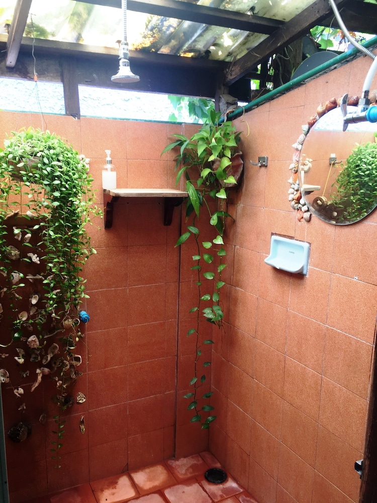 Shanti Lodge Bangkok 4/70