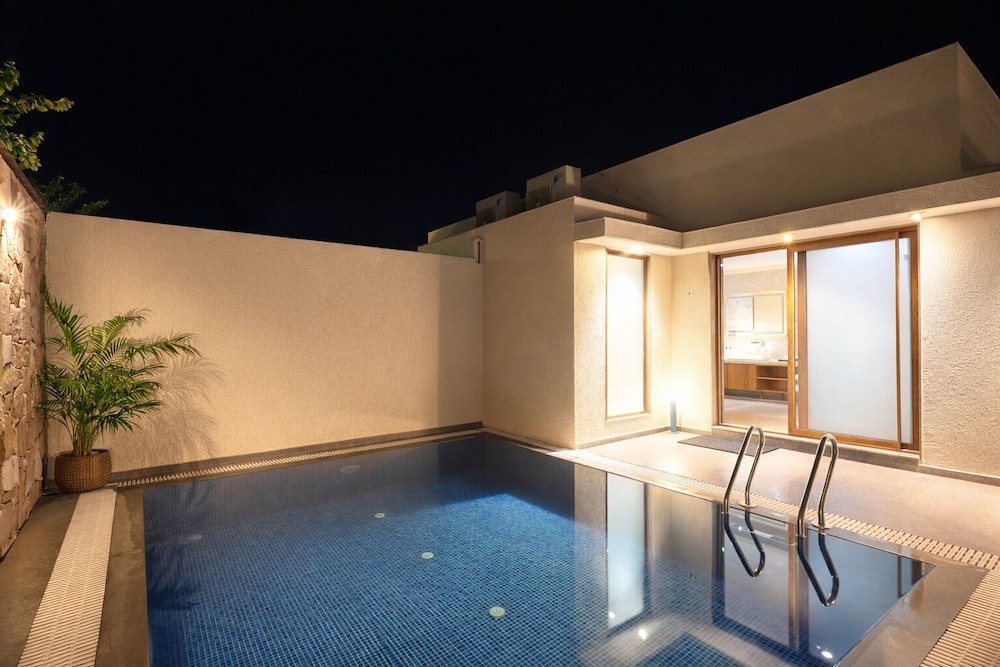 Araiya Gir A Mavintara Resort 29/62