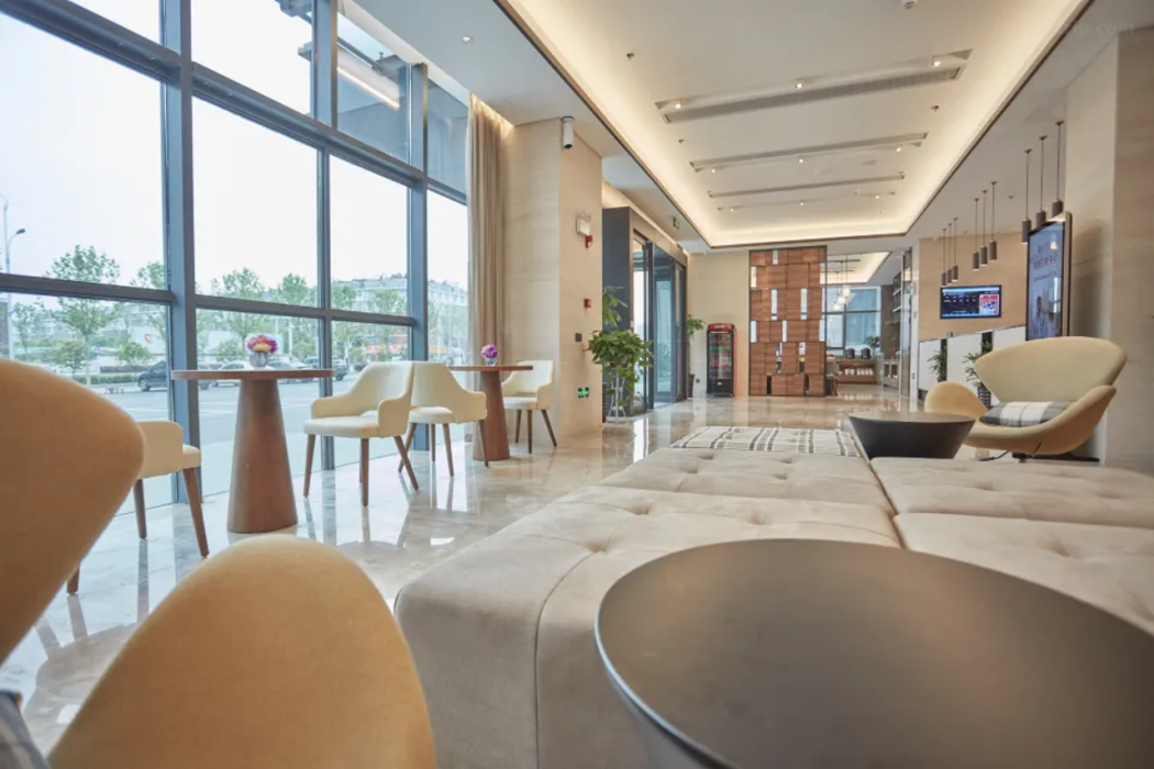 Home Inn Plus (Lanzhou Zhangye Road Xiguan Metro Station) 25/39