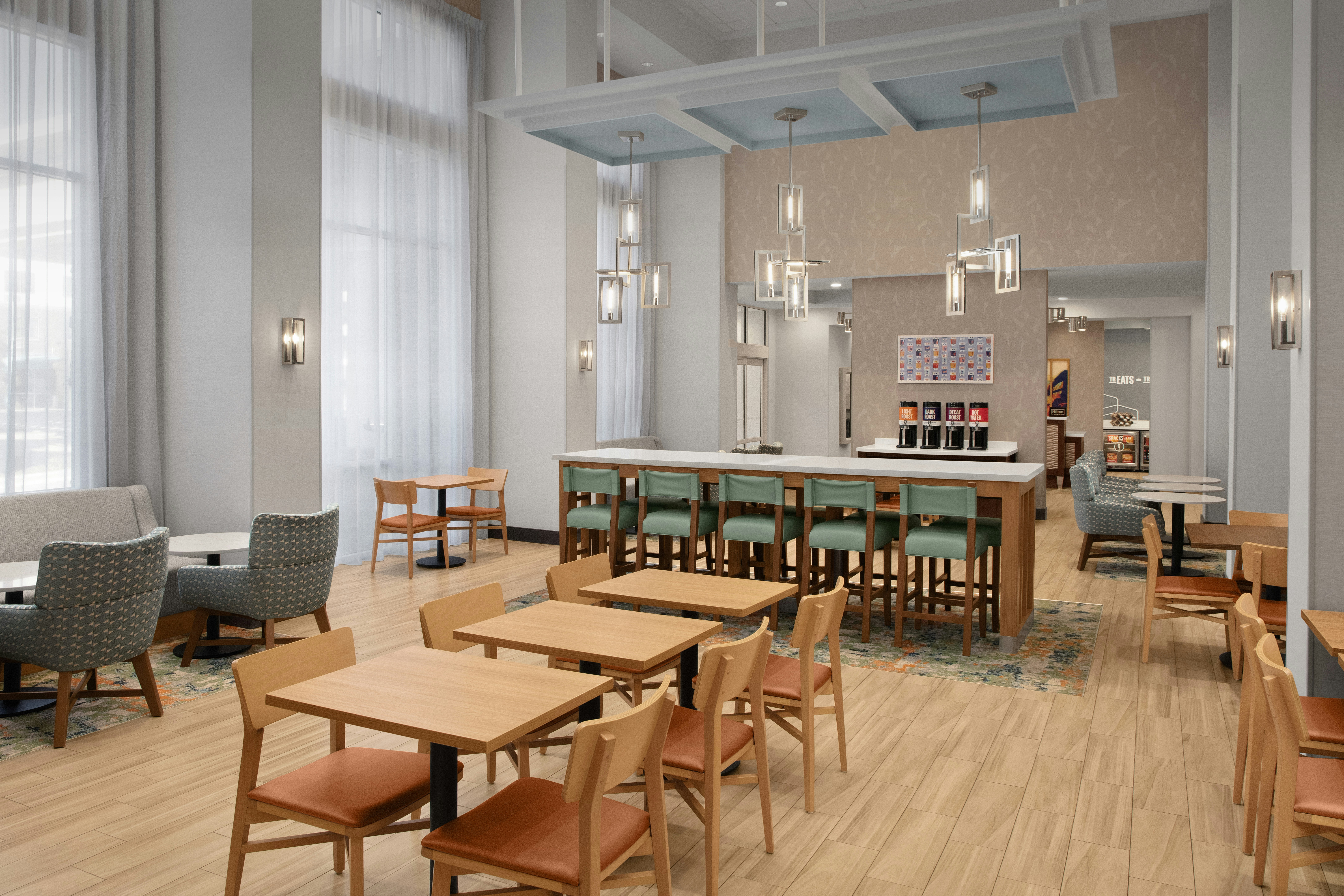 Hampton Inn & Suites Fayetteville 40/46