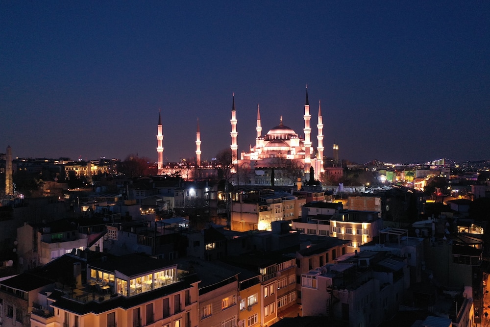 Seatanbul Apart Hotel 55/64