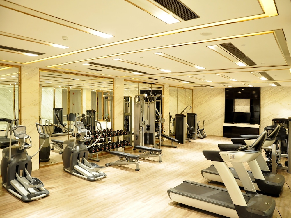 Royal Garden Hotel Shanghai 33/50