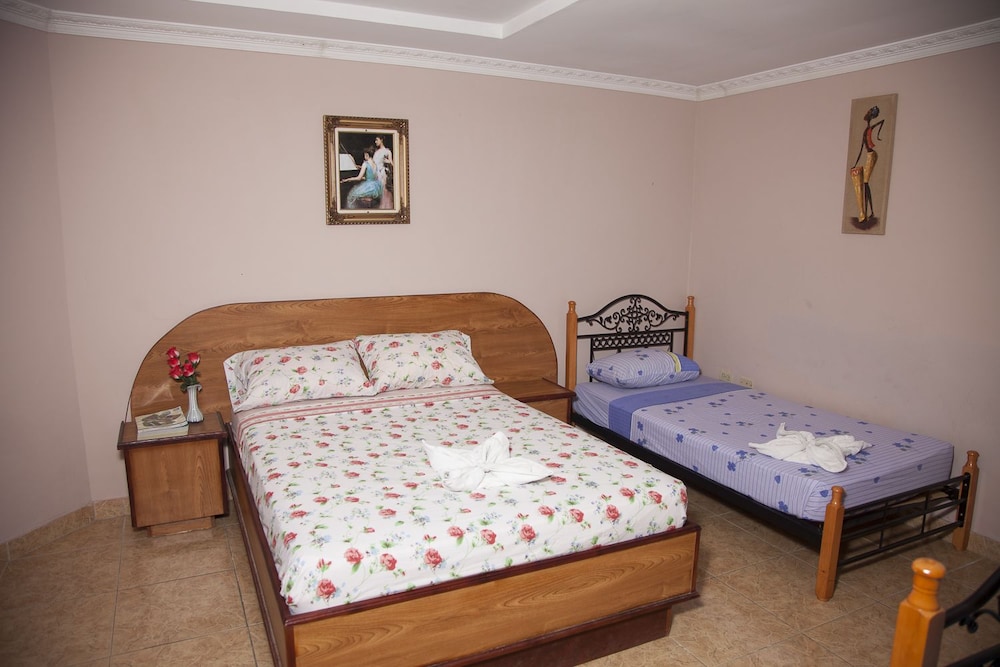 Hotel Residencial Turistico Cuba 12/28